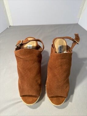 Steve Madden Tan Suede Peep-Toe Espadrille Wedge Sandals